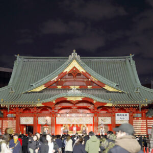 Canon EOS 5D Mark IV［ 2026-01-01 20:58:15］Horita Kiyonobu　f/2.8　1/40sec　ISO-4000　50mm　ノーマル